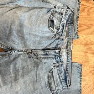 American Eagle light wash men’s jeans 34x30